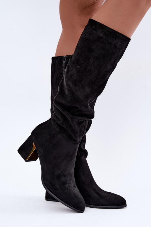 Botas altas arrugadas y calentitas con tacones en negro Ivenna