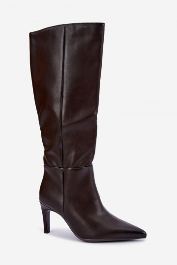 Botas altas calentitas con volantes y tacones en color chocolate Rodeline