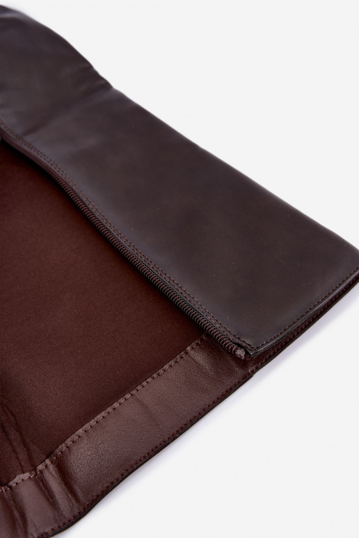 Botas altas calentitas con volantes y tacones en color chocolate Rodeline
