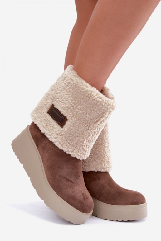 Botas de nieve con plataforma y caña cosida en color arena Osvella