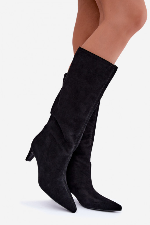 Botas altas sin cierre de ante sintético con tacones en negro Pamelisse