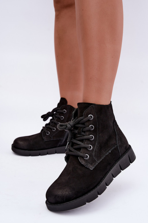 Botines negros de cuero aislados con cordones Vinceza 67040