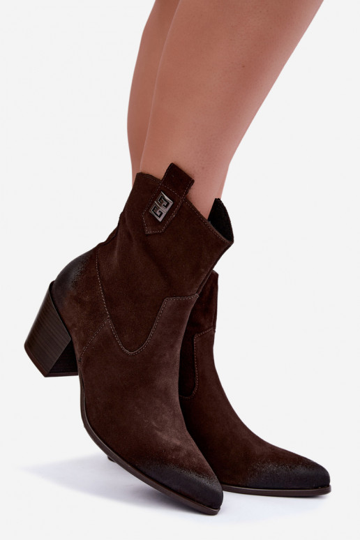 Botines aislados para mujer de estilo cowboy con tacones de ante natural Zazoo 60603