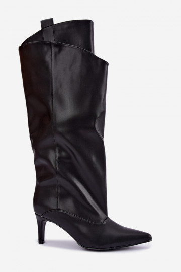 botas altas y cálidas con volantes y tacones delgados en color negro Emerine