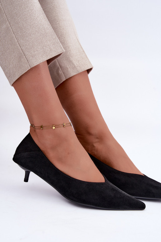 zapatos de tacón bajo en color negro Joresta