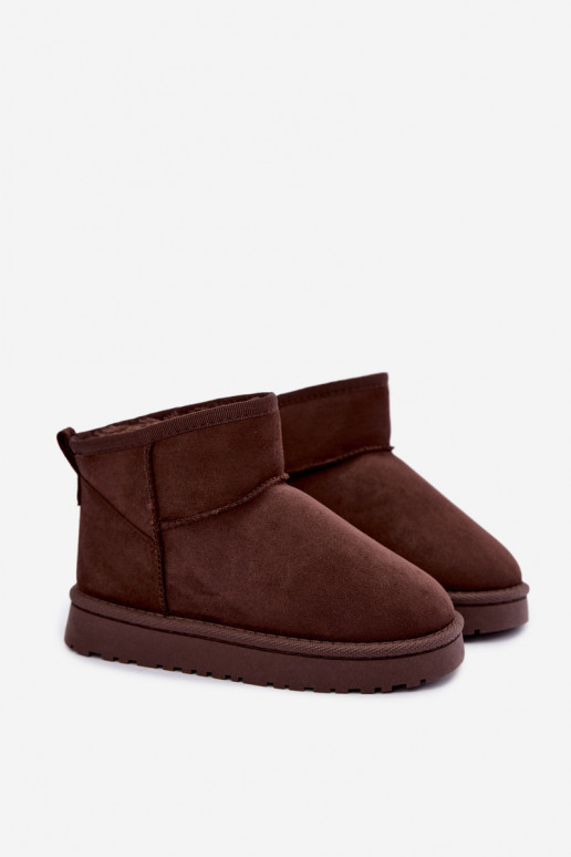 Botas de nieve aisladas para niños con forro de piel dentro Czekolado Mireya