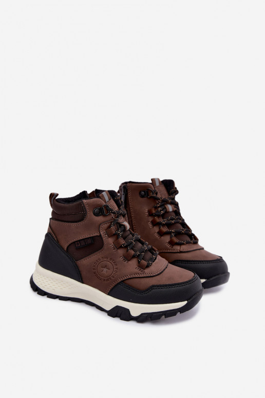 Botas marrones oscuras aisladas para niños Big Star UU374003