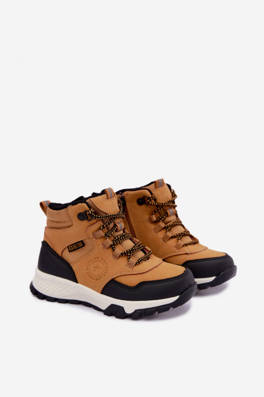 Botas marrones aisladas para niños Big Star UU374002