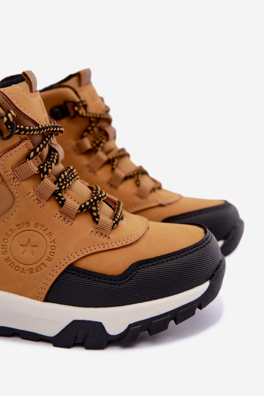 Botas marrones aisladas para niños Big Star UU374002
