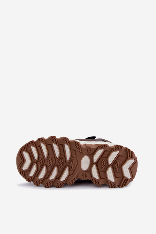 Botas marrones oscuras aisladas para niños con Velcro Big Star UU374006