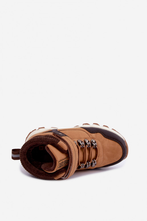Botas marrones aisladas para niños con Velcro Big Star UU374005