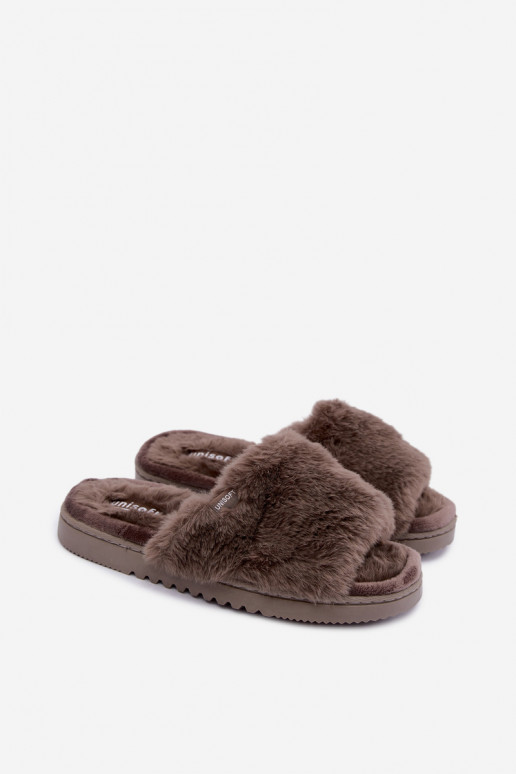 chanclas de mujer con pelo en color gris Loraline