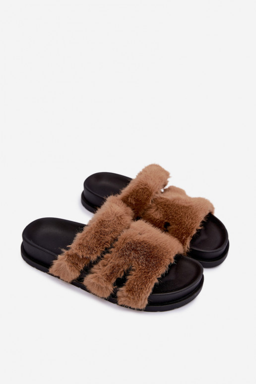 chanclas con pelo en color marrón Talisette