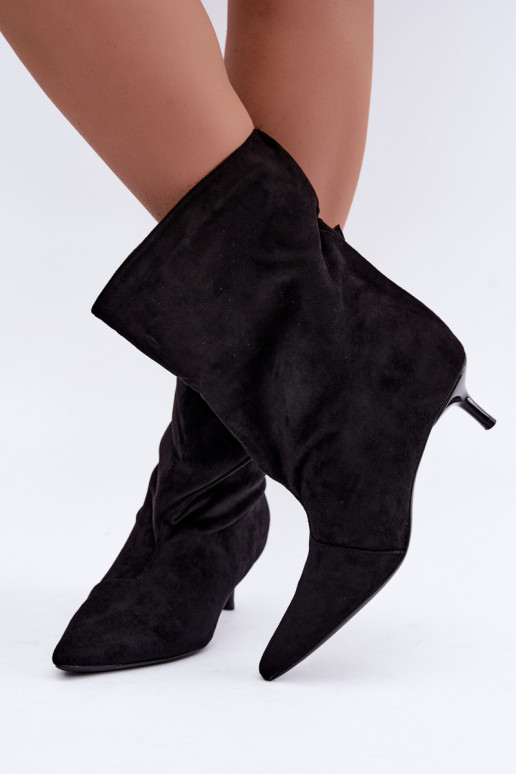 Botines de tacón bajo con hebillas en color negro Canelisse