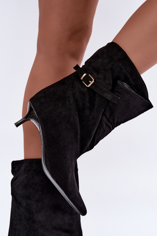 Botines de tacón bajo con hebillas en color negro Canelisse