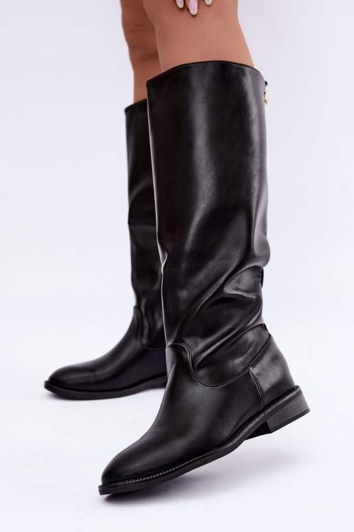 Botas altas cálidas con tacones anchos y volantes en color negro Odelira