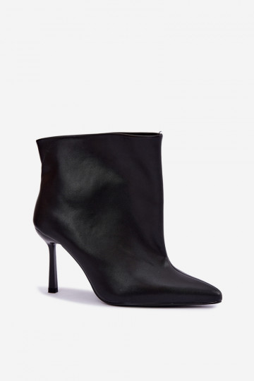 Botines slip-on con tacones finos en cuero sintético negro Kamea