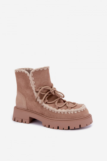Botas de nieve con detalles elegantes en color arena Cariselle