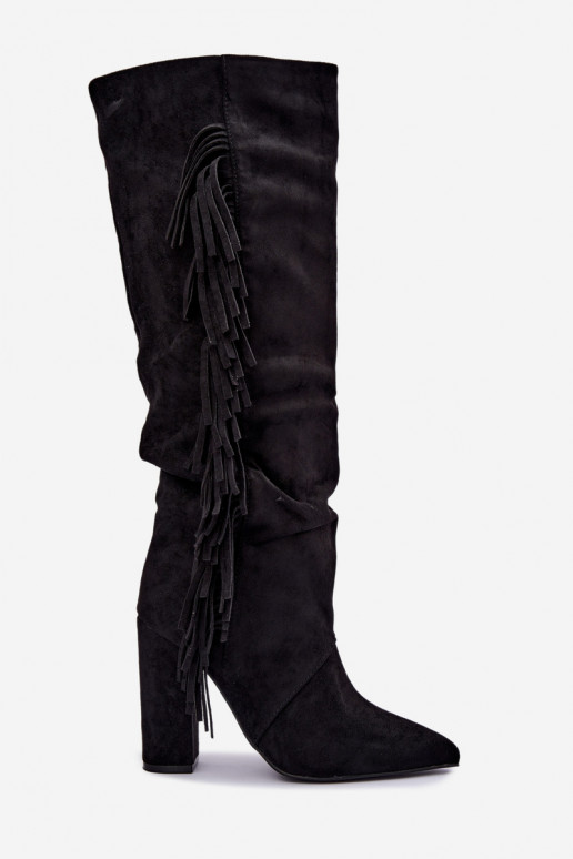 Botas altas arrugadas y cálidas con tacones y borlas en color negro Karmelle