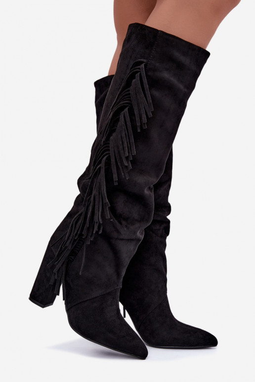 Botas altas arrugadas y cálidas con tacones y borlas en color negro Karmelle