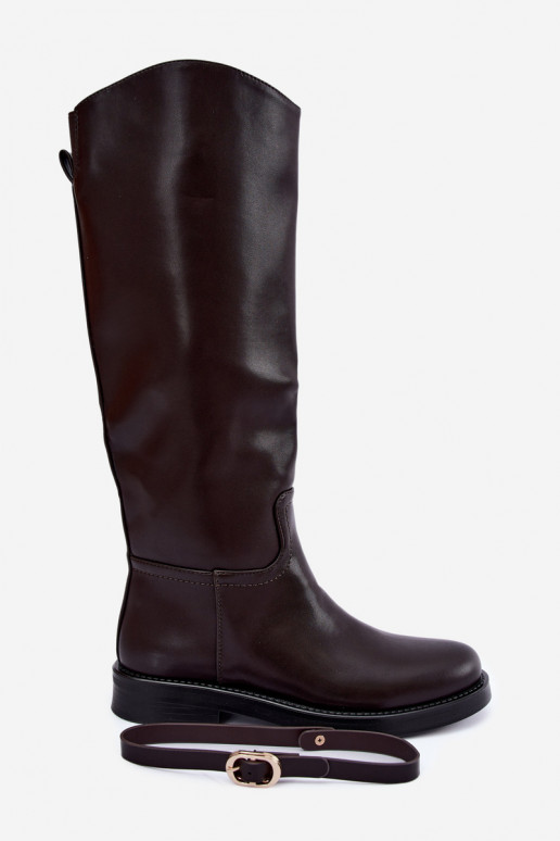 Botas altas de mujer con tacones anchos y correas con hebillas en color chocolate Sylvena