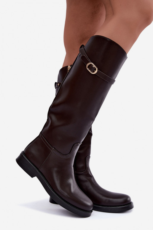 Botas altas de mujer con tacones anchos y correas con hebillas en color chocolate Sylvena