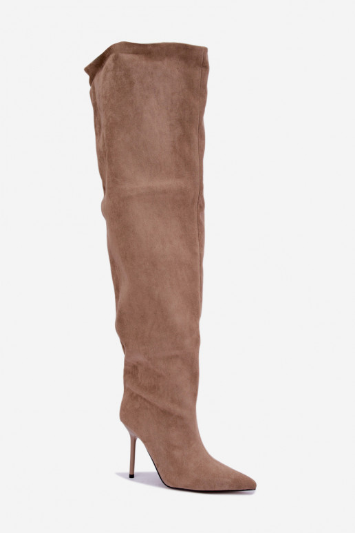 Botas altas para mujer con tacones delgados en color arena Aderelle