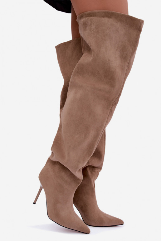 Botas altas para mujer con tacones delgados en color arena Aderelle