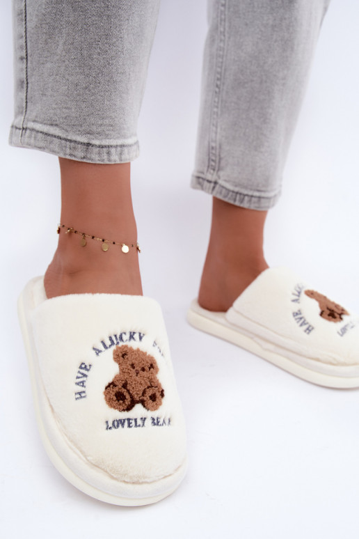 Zapatillas de mujer color marfil con pelo Meškiukai Cassira