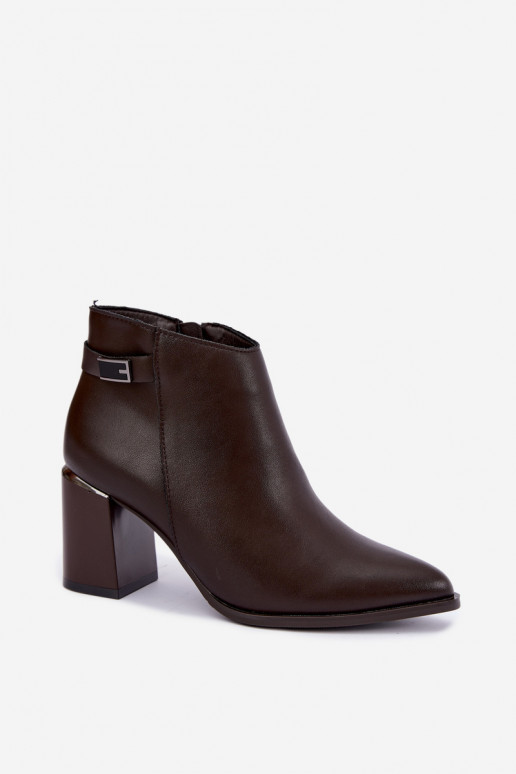 Botines acolchados con tacón y correas decorativas Czekoladoje Irmelle