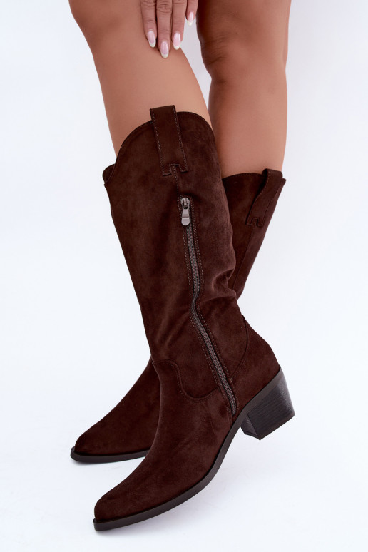 Botas altas de estilo cowboy con tacones en marrón Rialene
