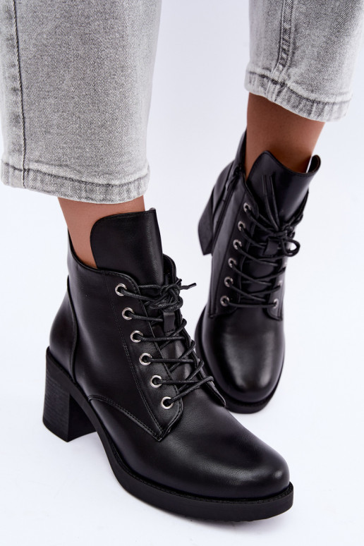 Botines de mujer cálidos con cordones en negro Garella