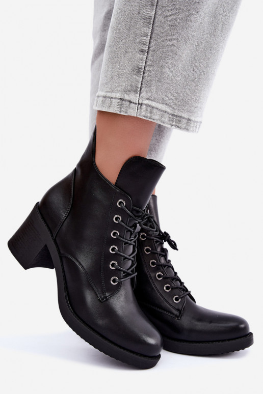 Botines de mujer cálidos con cordones en negro Garella