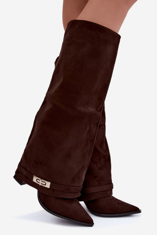 Botas altas cálidas con caña cosida y tacones en marrón Jorella