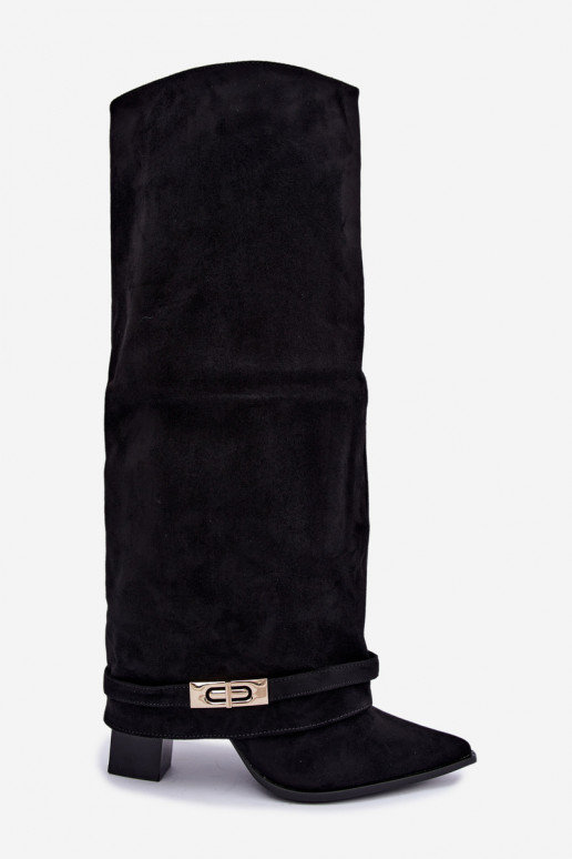 Botas altas cálidas con caña cosida y tacones en negro Jorella