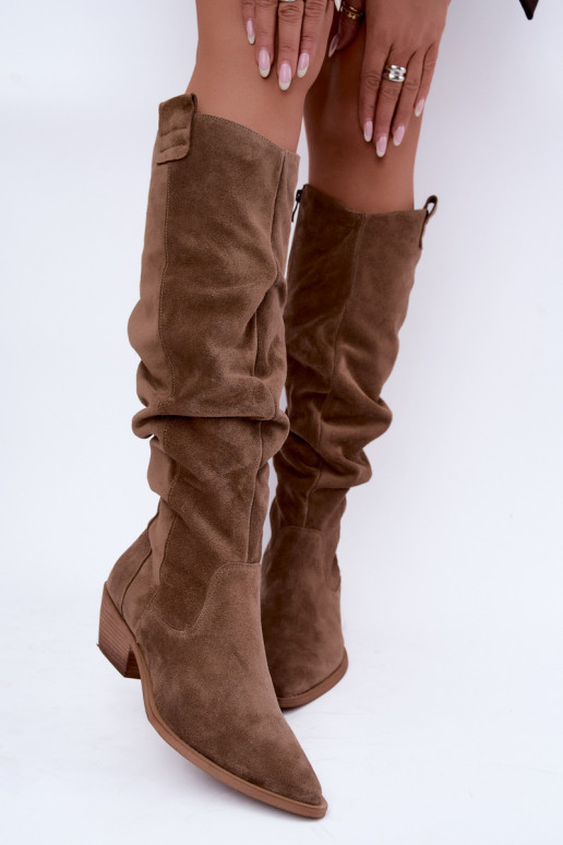 Botas altas cálidas arrugadas de estilo cowboy en ante sintético marrón Zazoo 4313