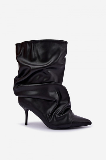 botines arrugados y cálidos con tacones delgados en color negro de cuero sintético Greselle