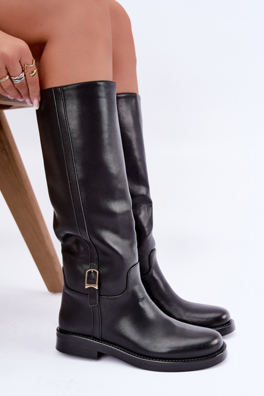 botas altas con hebillas y tacones anchos en color negro Ismerelle