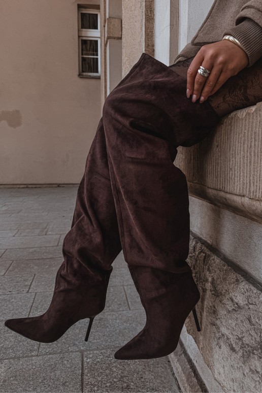 Botas altas para mujer con tacones delgados en color marrón Aderelle