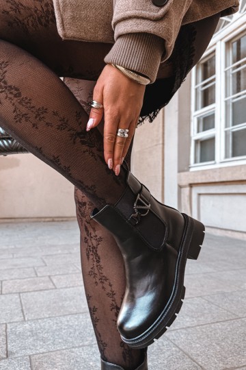 Botines cálidos y elegantes con adornos en negro Janira