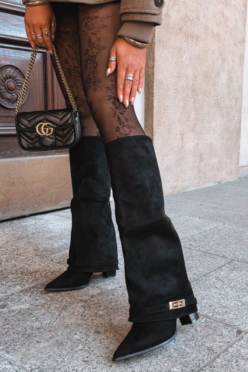 Botas altas cálidas con caña cosida y tacones en negro Jorella