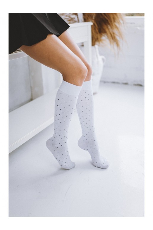 Medias blancas para mujer IN Lunares