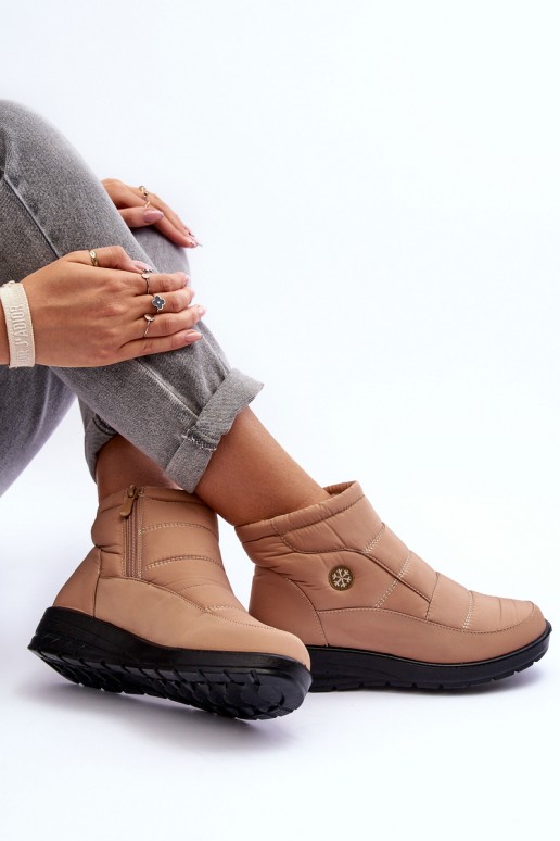 botas de nieve para mujer aisladas en color arena Helis