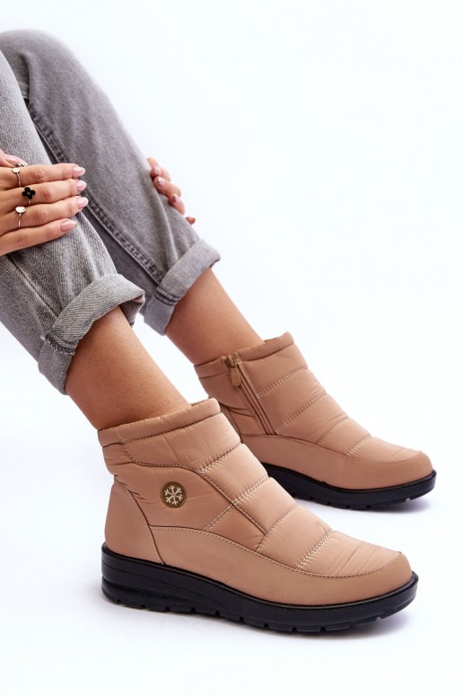 botas de nieve para mujer aisladas en color arena Helis