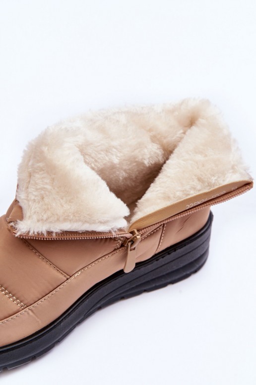 botas de nieve para mujer aisladas en color arena Helis
