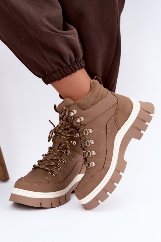 zapatos aislantes para mujer Lee Cooper LCJ-26-31-4582 en color arena
