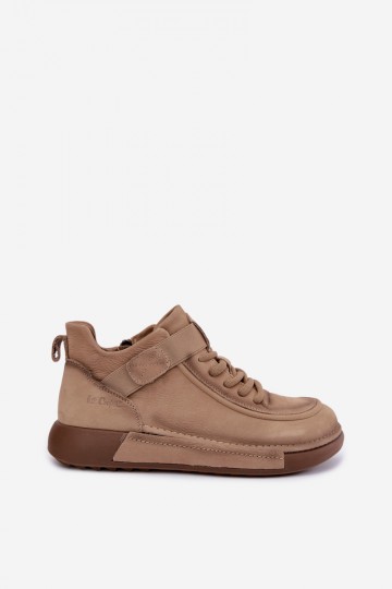 botines aislados de cuero natural Lee Cooper LCJ-26-19-4603 en color caqui 2