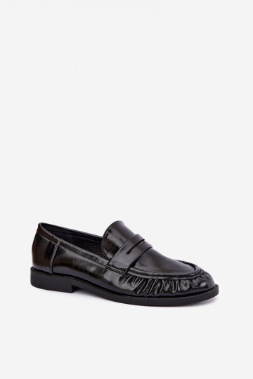 mocasines lacados con volantes en color negro Hellenne