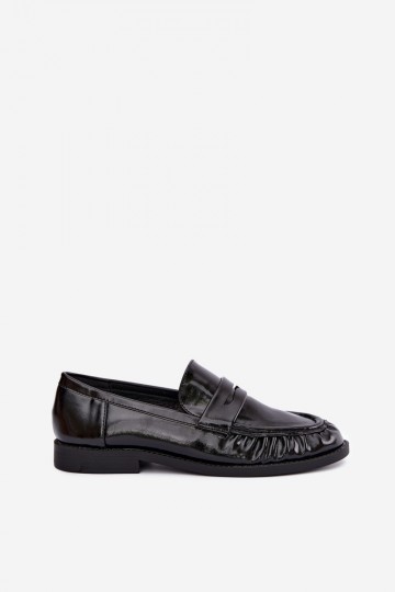mocasines lacados con volantes en color negro Hellenne 2