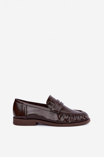 mocasines lacados con volantes en color chocolate Hellenne 2